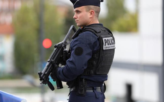 Imagen de archivo de un policía francés.