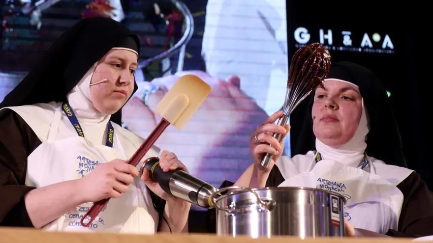 Dos monjas clarisas de Belorado, en una anterior participación en Madrid Fusión