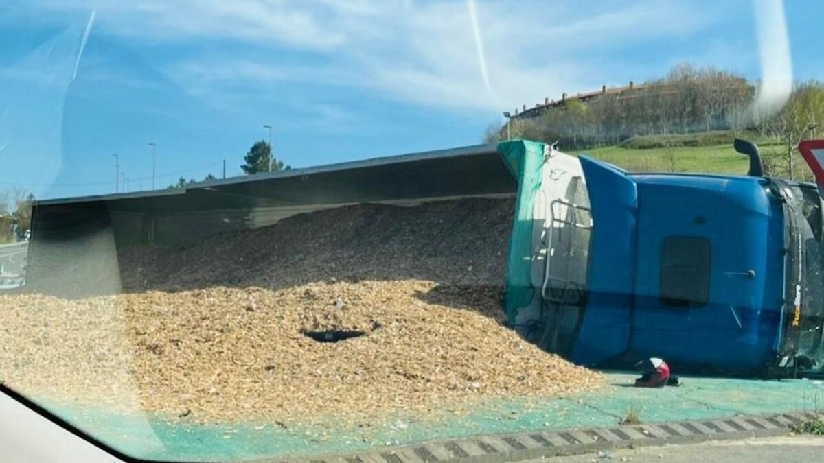 Estado en el que ha quedado el vehículo tras volcar