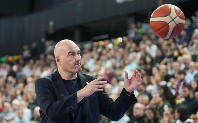 Jaume Ponsarnau echó en falta mayor eficacia en Madrid. / JOSÉ MARI MARTÍNEZ