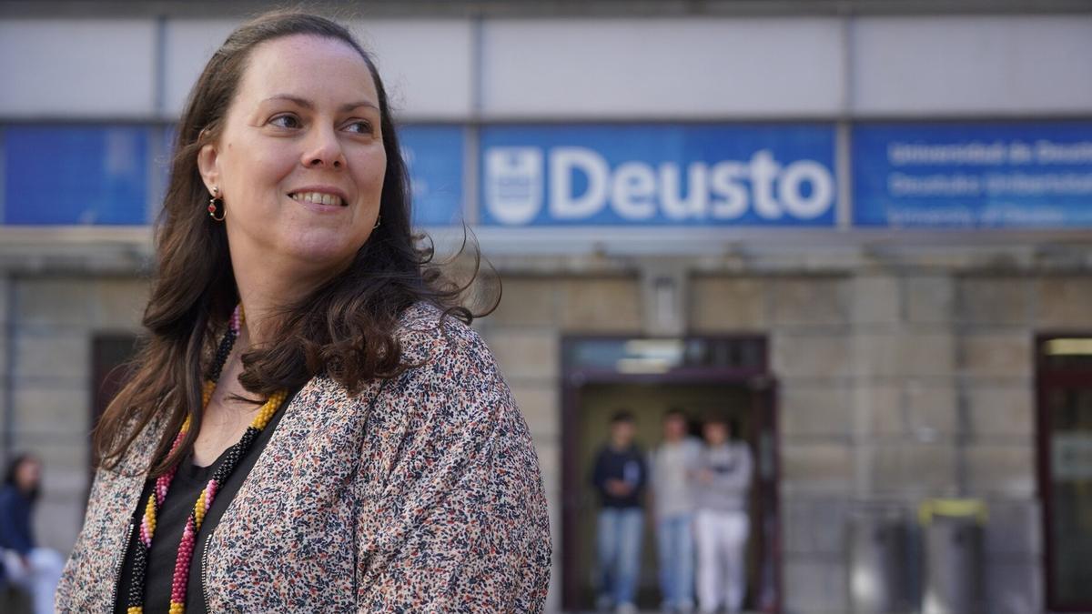 Irene de la cruz Pavía lleva años estudiando el lenguaje humano.