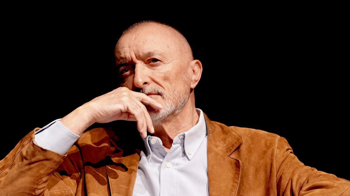 Pérez-Reverte, durante su conferencia.