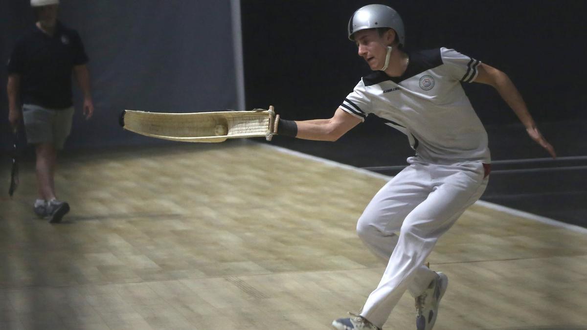 Eñaut Astelarra, durante un lance de la semifinal de San Fausto ante Markina-Xemein.