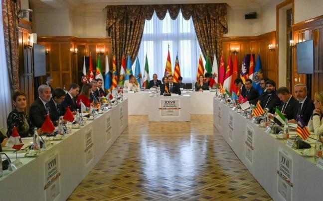 Imagen de la anterior Conferencia de Presidentes, celebrada en Santander en diciembre de 2024.