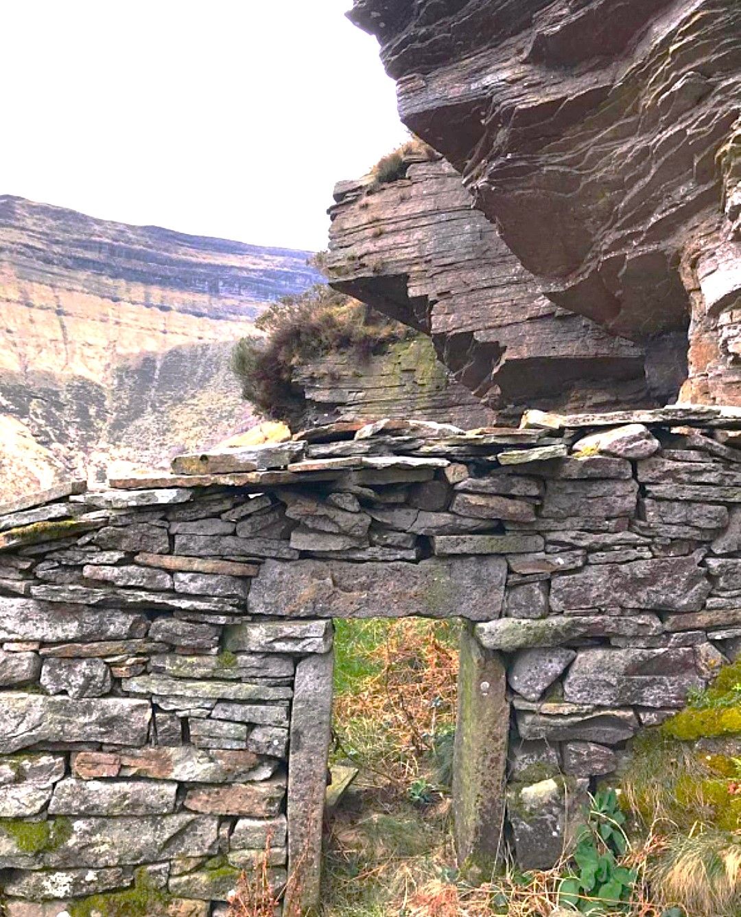 Cualquier rincón se convierte en un refugio en los valles Pasiegos.