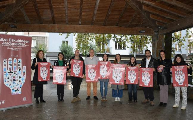 Varios de los agentes que participan en las jornadas.