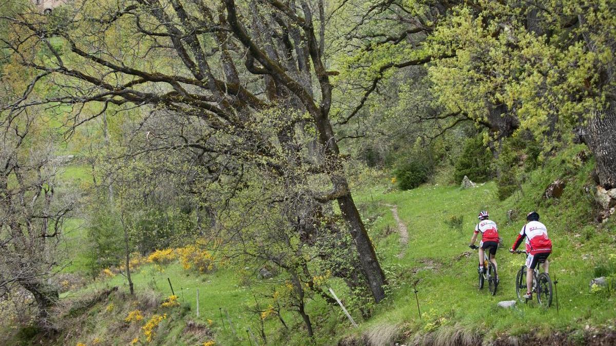 Los amantes de la bicicleta de montaña podrán recorrer dos circuitos de diferentes niveles.