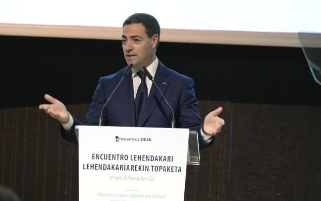 Encuentro con el lehendakari, Imanol Pradales, organizado por Deia