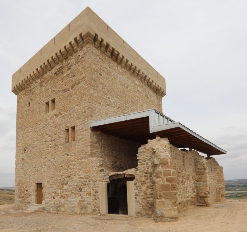 Torre de Velasco, en el término municipal de Lodosa.