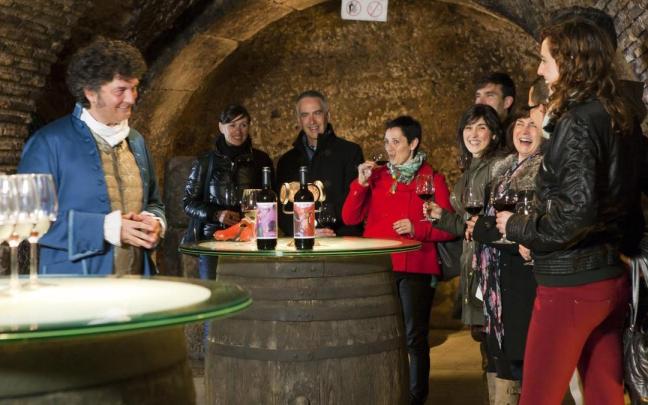 El Fabulista se encuentra en el mismo centro de Laguardia.