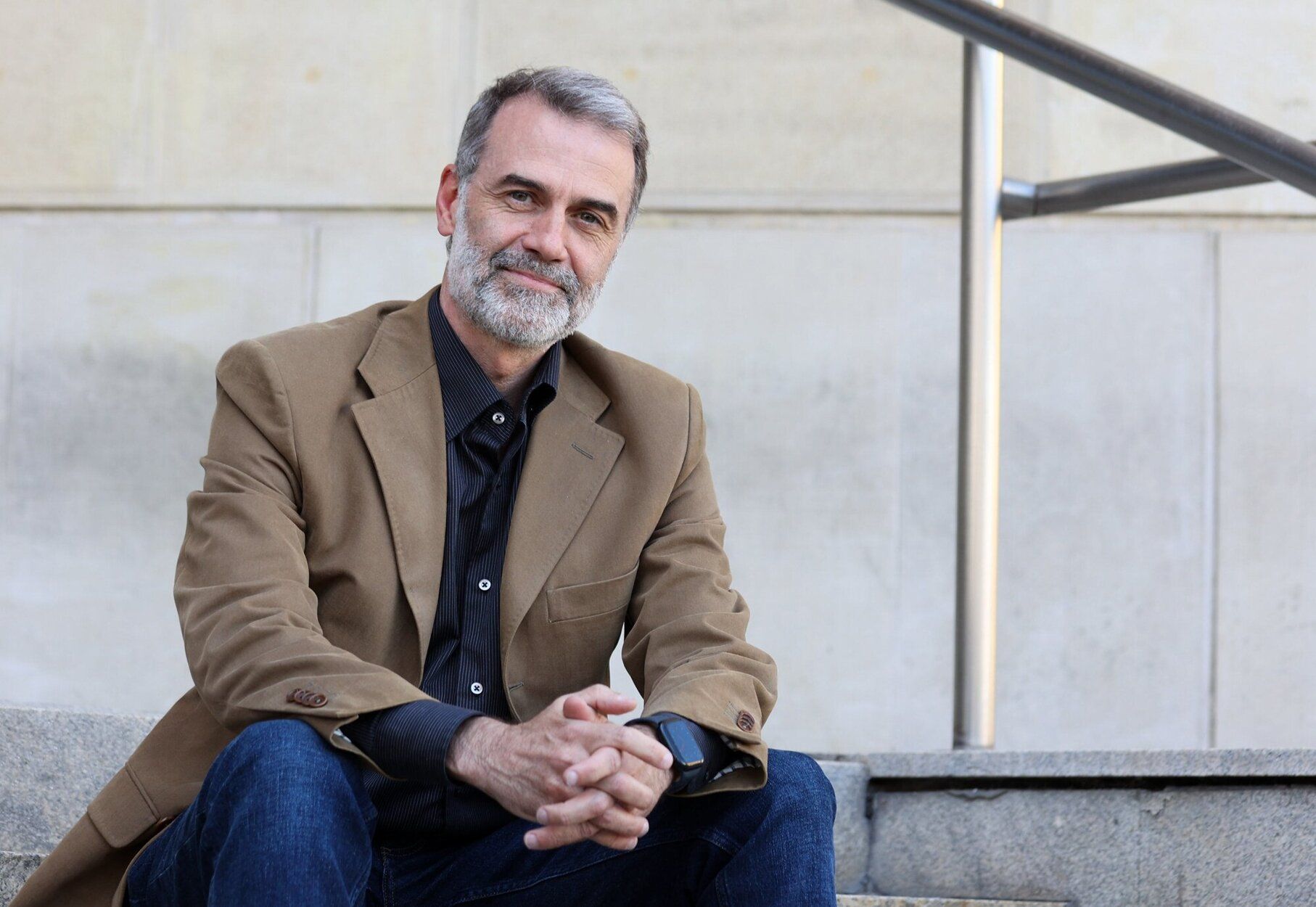 El escritor Yves de Villegas.