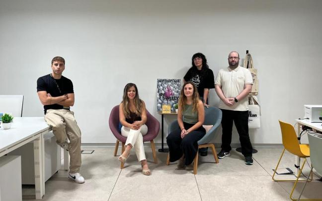 Foto de la presentación del nuevo Espacio GazteARTEan.