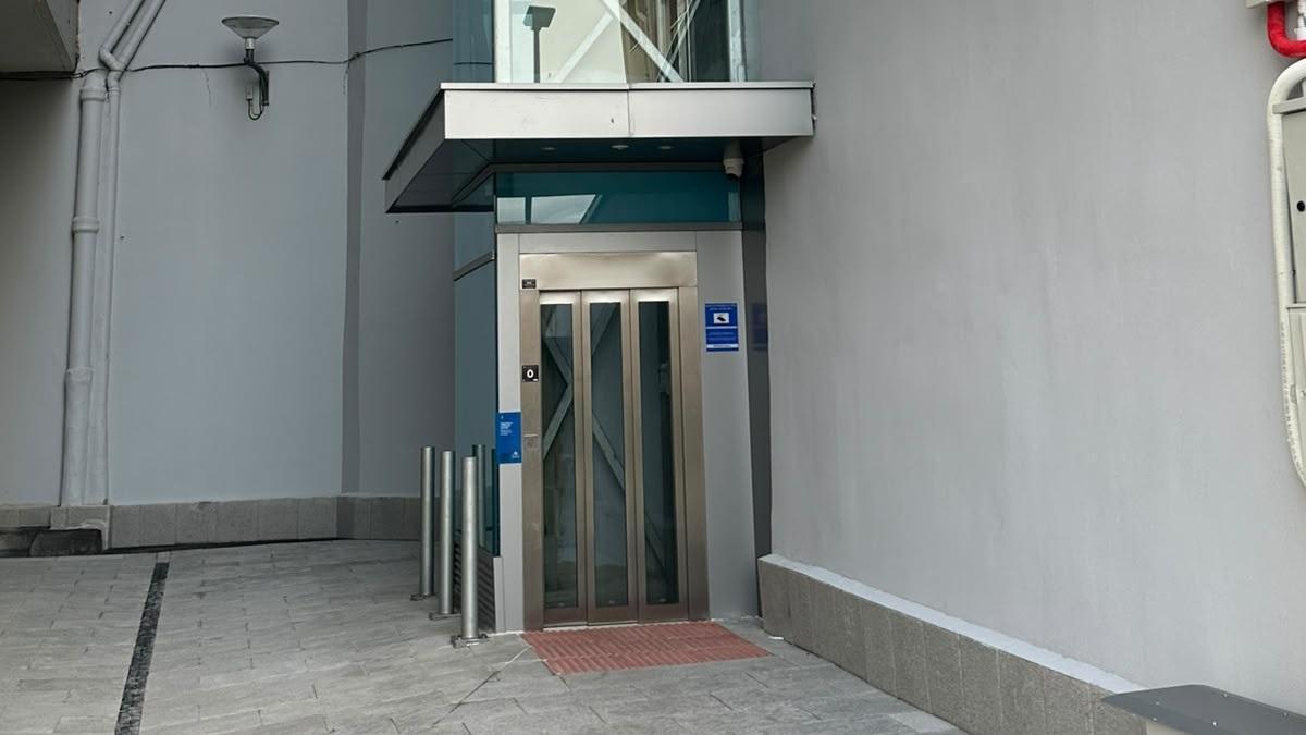 El ascensor se inauguró la semana pasada