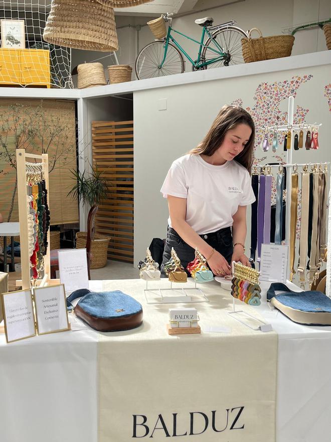 Tiene habilitada una de sus habitaciones como taller.