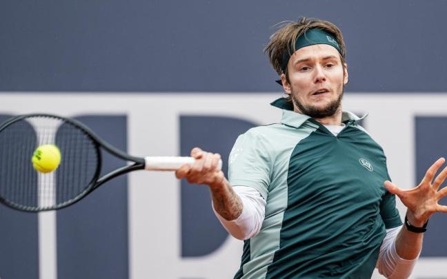 El kazajo Alexander Bublik, revelación de la temporada tenística pese a odiar su deporte.