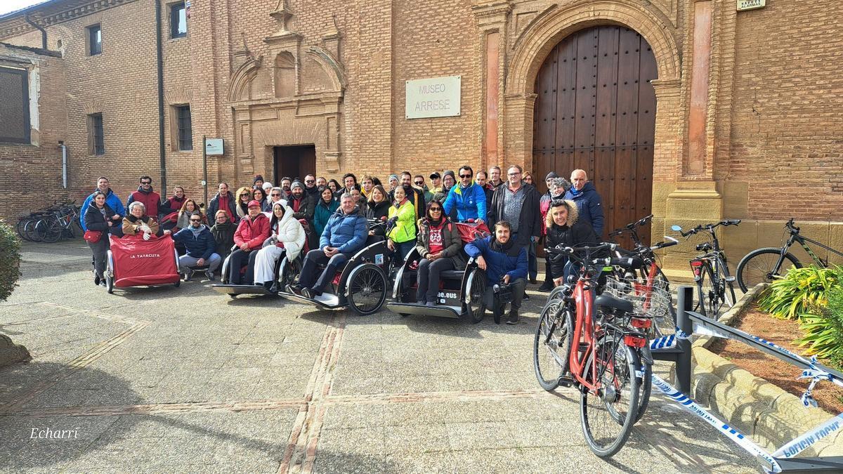 Los asistentes al congreso del pasado fin de semana posan juntos en Corella