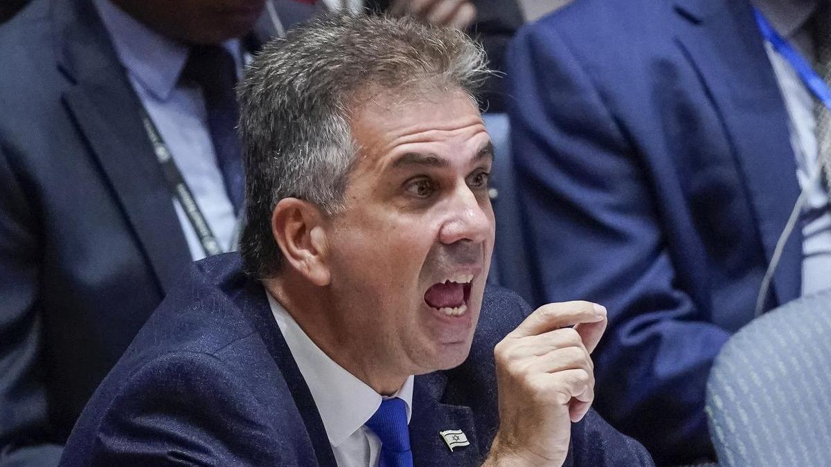El ministro israelí de Exteriores, Eli Cohen, gesticula durante su intervención en la asamblea de la ONU.