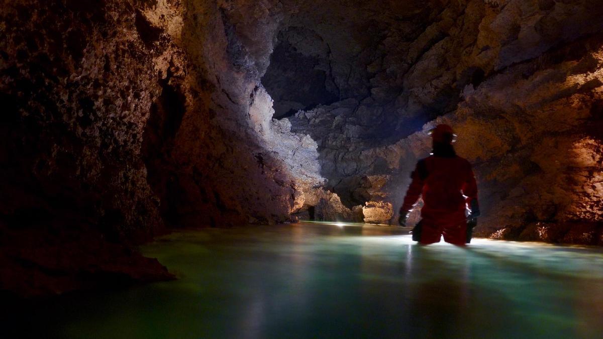 Interior de la cueva.
