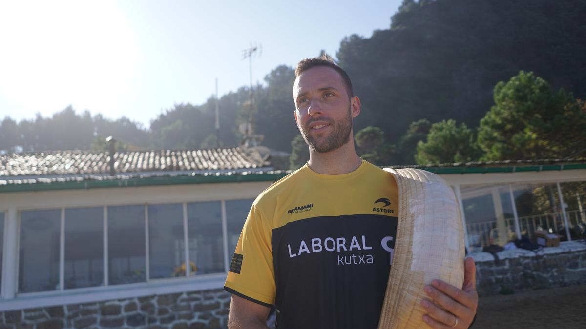 Imanol López, durante la presentación del Winter Series de cesta punta.