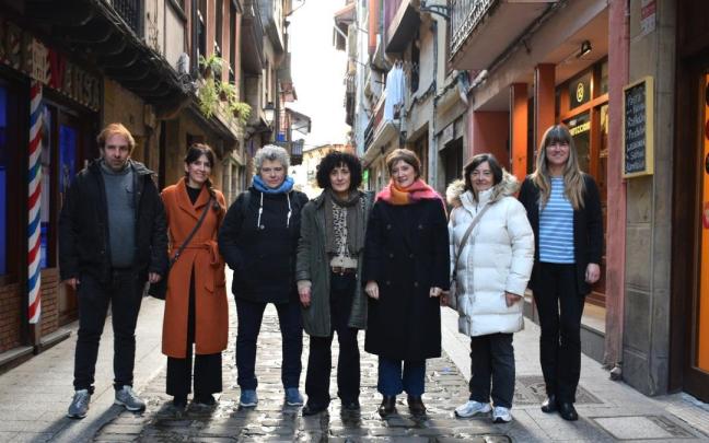 Representantes del Ayuntamiento y de los comerciantes