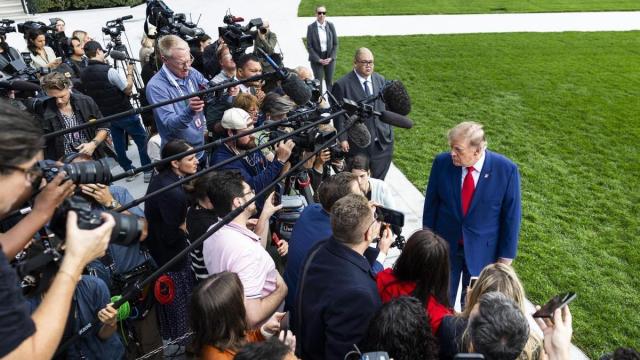 Trump comparece ante la prensa en los jardines de la Casa Blanca el pasado 16 de octubre.