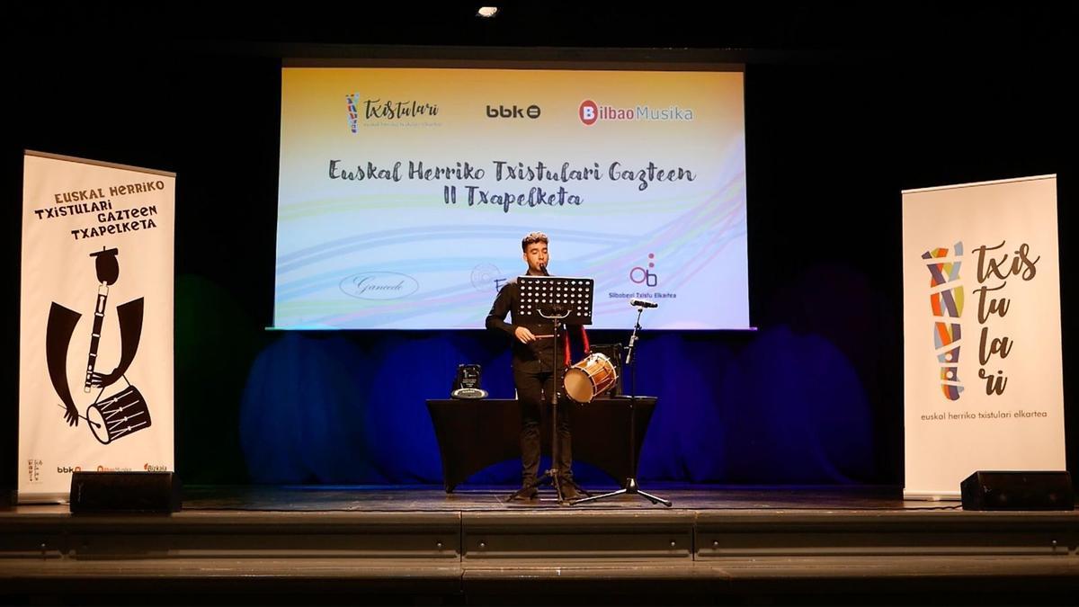 Obtuvo varios reconocimientos en los Certámenes de Txistularis Jóvenes de Euskal Herria