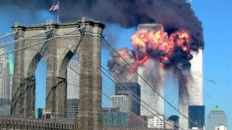 Imagen de las Torres Gemelas de Nueva York tras ser atacadas