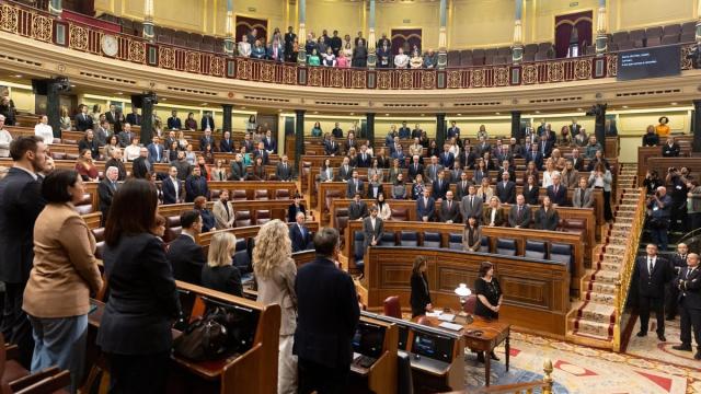 El Congreso vota el martes la subida de pensiones, las ayudas a transporte y la moratoria de desahucios