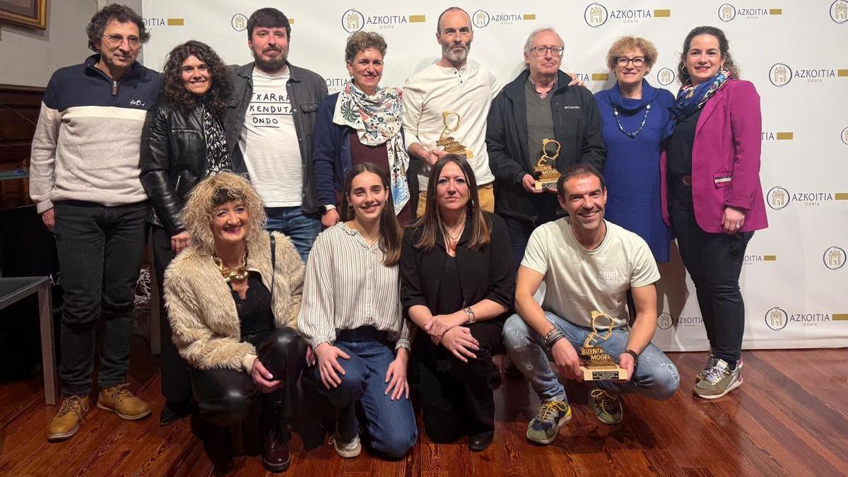 Entrega de premios de la última edicion del Concurso de Cuentos en Euskera Bizenta Mogel.