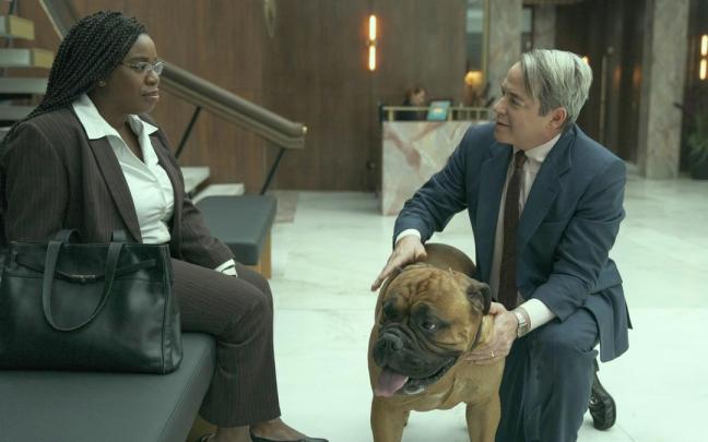 Uzo Aduba y Matthew Broderick, en una escena de ‘Medicina letal’.