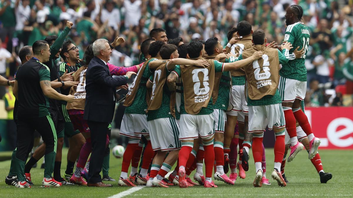 En imágenes: México y Sudáfrica inauguran el Mundial
