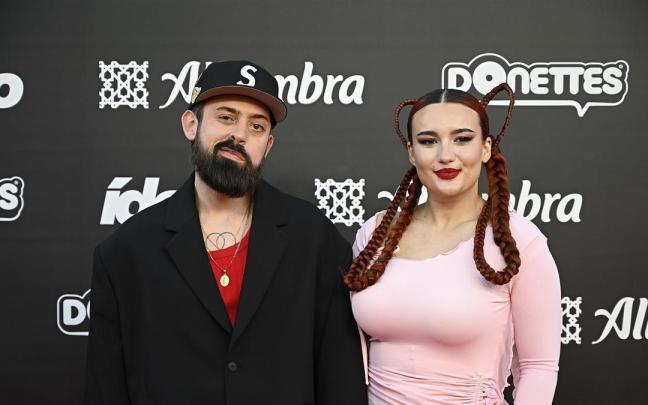 Muna y Eme de amores premios ídolo 2024, donde ella estaba nominada / EP Muna y Eme de amores premios ídolo 2024, donde ella estaba nominada