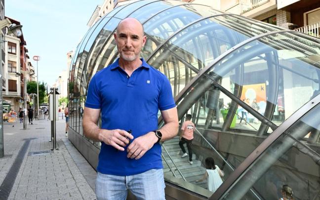 Enrique Reyero, vigilante de seguridad en el metro, ha sufrido varias agresiones.