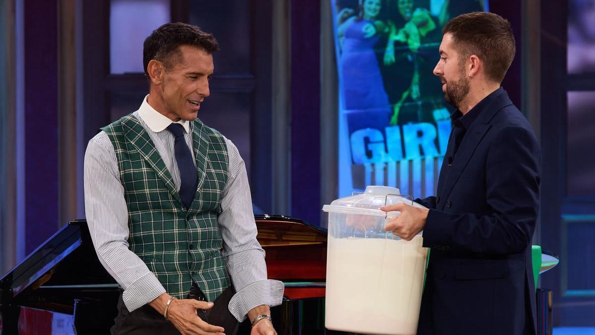 Jesús Vázquez y David Broncano, en 'La Revuelta'