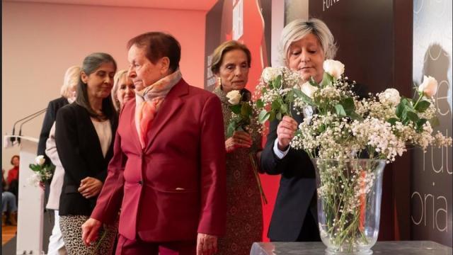 Homenaje de la Fundación Ramón Rubial a las mujeres socialistas asesinadas por ETA; en imagen, Marian Muñoz, Esther Cabezudo y Natividad Rodríguez