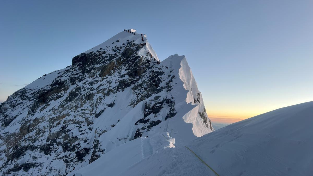 Imagen de archivo de la cumbre del Everest.