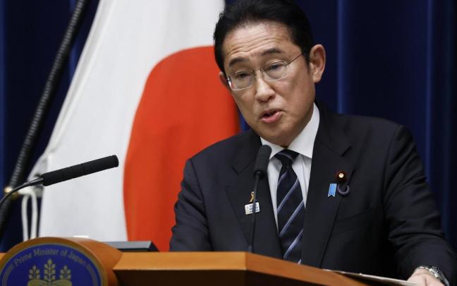 El primer ministro japonés, Fumio Kishida, que ya ha sufrido tres renuncias en su Gabinete desde septiembre. El primer ministro japonés, Fumio Kishida, que ya ha sufrido tres renuncias en su Gabinete desde septiembre.