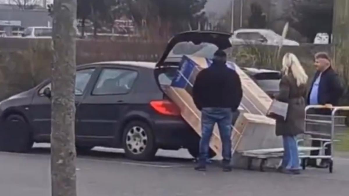 Los protagonistas, en pleno ejercicio de optimismo.