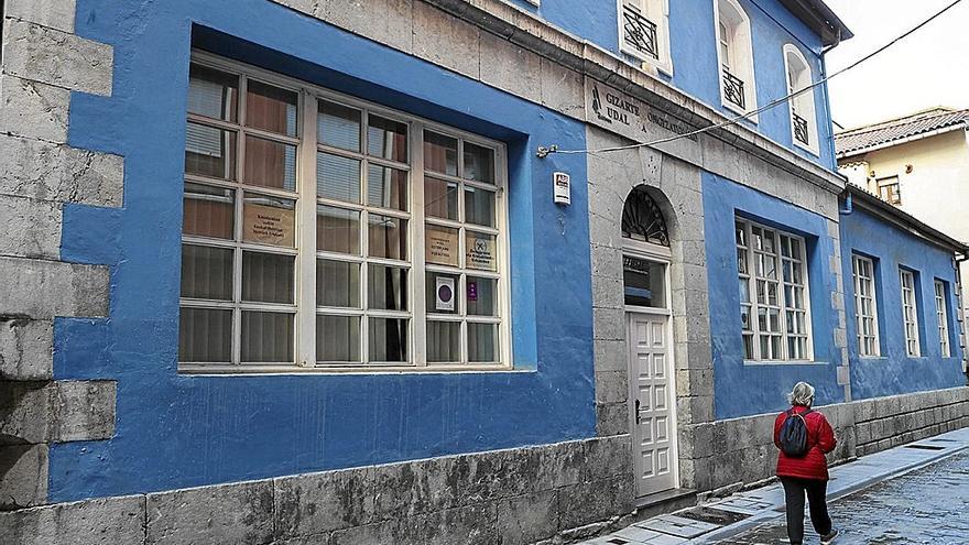 El centro de interpretación de San Juan de Gaztelugatxe se ubica en la calle Areilza de Bermeo