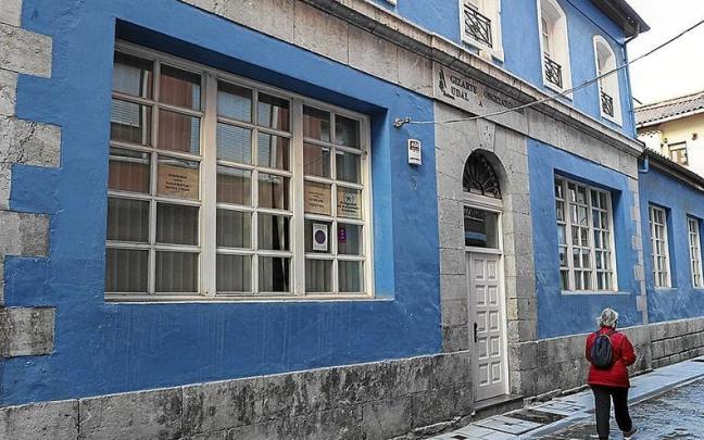 El centro de interpretación de San Juan de Gaztelugatxe se ubica en la calle Areilza de Bermeo