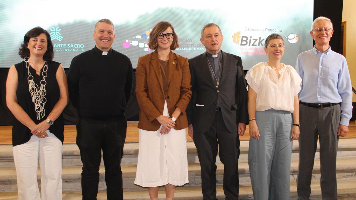 Representantes institucionales que han acudido o intervenido en la presentación del catálogo