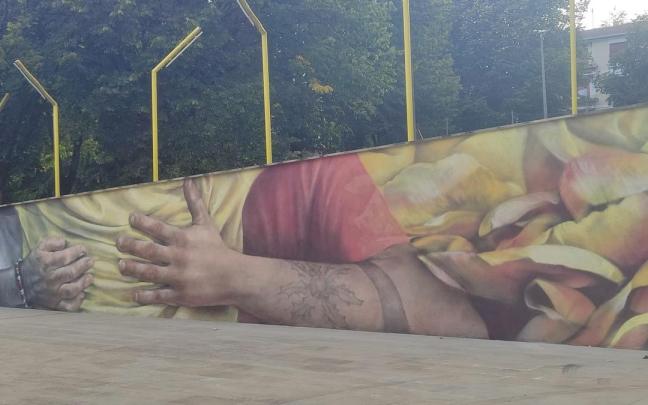 Imagen del mural creado en el exterior de la casa de cultura de Lemoa