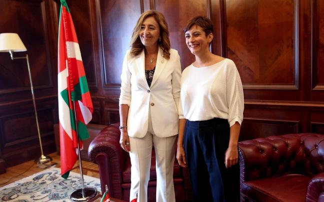 La consejera de Autogobierno, Olatz Garamendi, con la ministra de Política Territorial, Isabel Rodríguez La consejera de Autogobierno, Olatz Garamendi, con la ministra de Política Territorial, Isabel Rodríguez