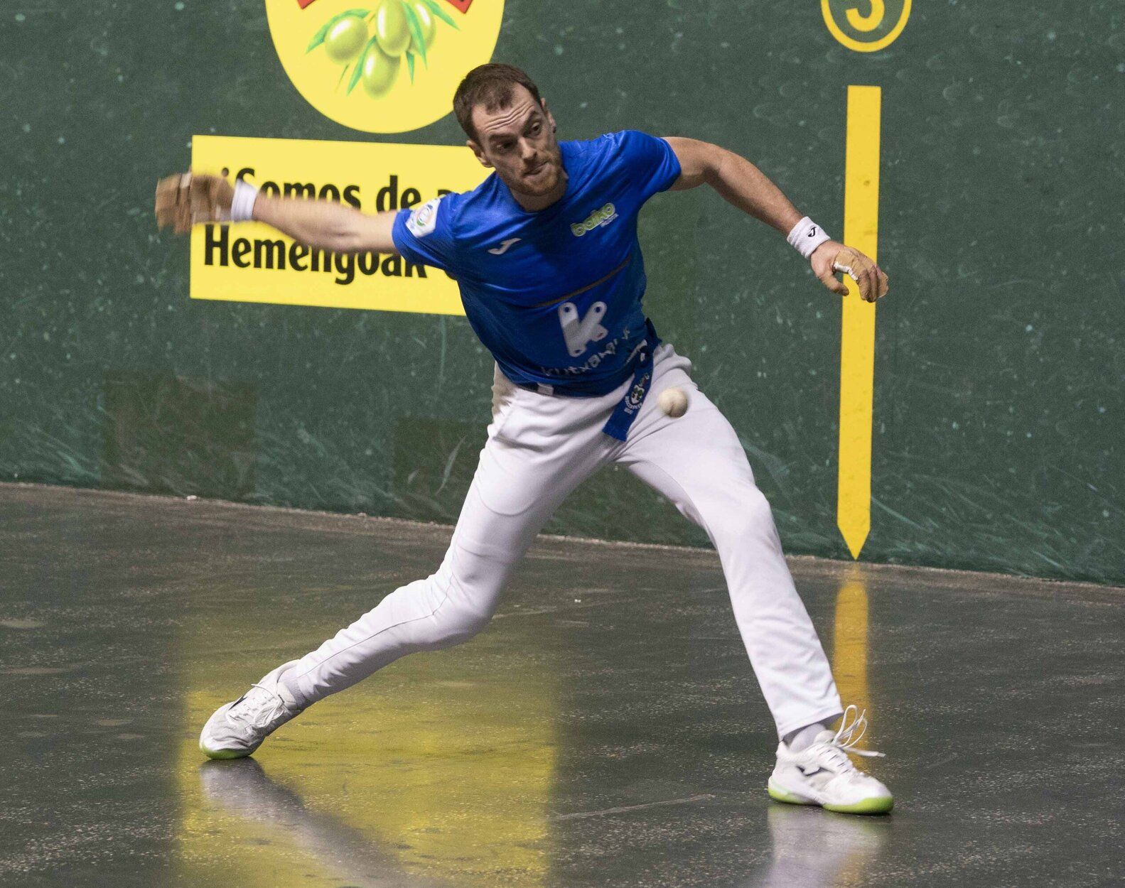 Laso-Albisu superan a Altuna III-Ezkurdia en la sexta jornada del Campeonato de Parejas Serie A en el Ogueta de Gasteiz.