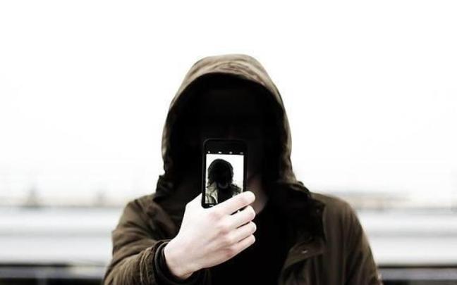 Uno de cada tres jóvenes dice haber sufrido ciberacoso Uno de cada tres jóvenes dice haber sufrido ciberacoso