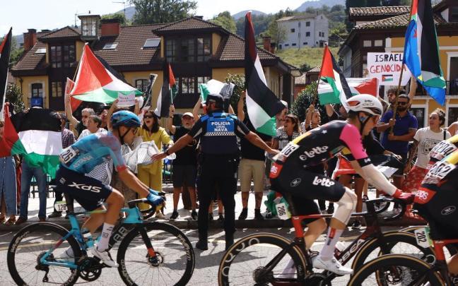 Las protestas propalestinas "hackean" las emisoras de radio de La Vuelta