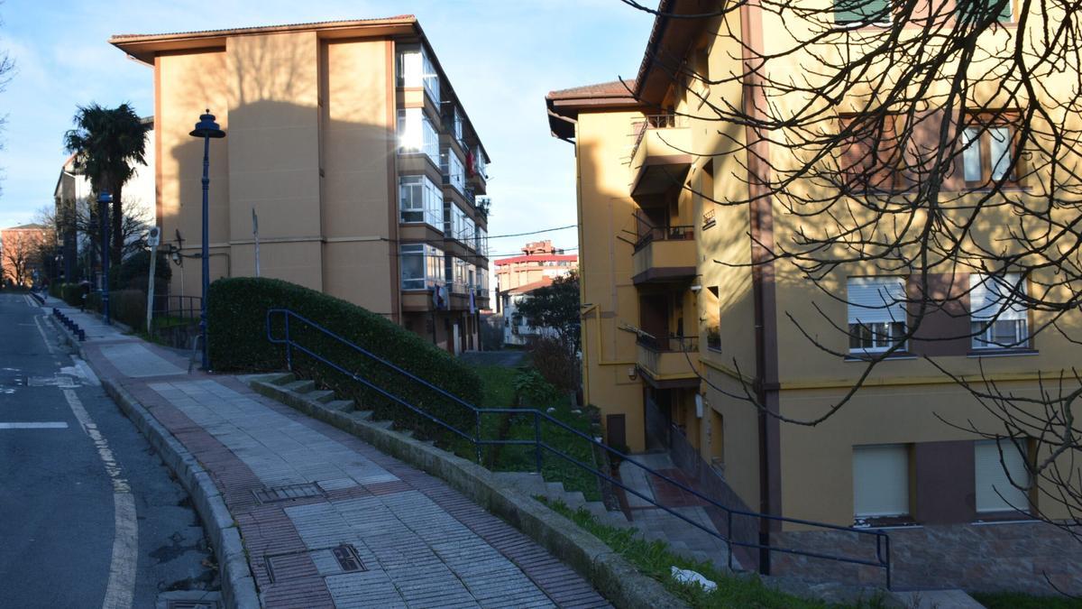 Portales 31 y 33 de la calle Galtzaraborda.