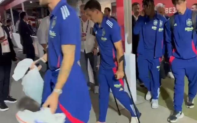 El capitán txuri-urdin sufre un esguince "muy fuerte" en el tobillo izquierdo. / N.G.