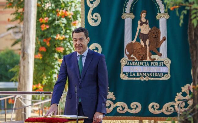 Moreno toma posesión como presidente de la Junta de Andalucía en el Palacio de San Telmo.