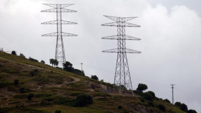 La demanda de energía eléctrica estatal aumentó un 2,4% en agosto respecto al año pasado